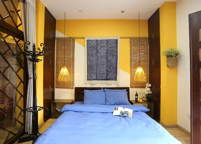 Tuti Lakeside Homestay
