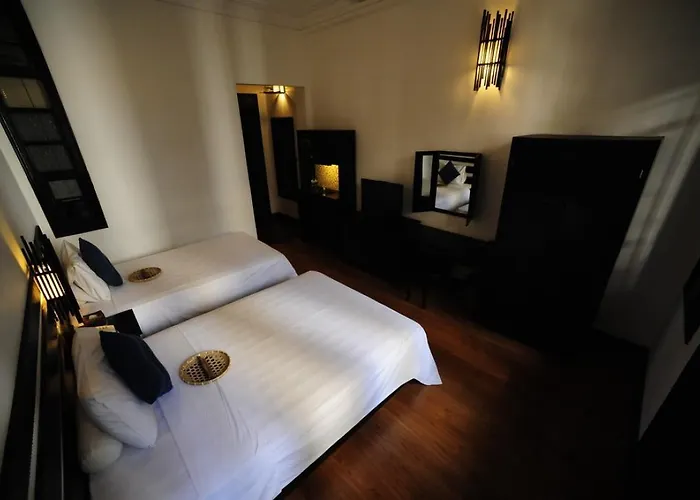 Cinnamon Hotel