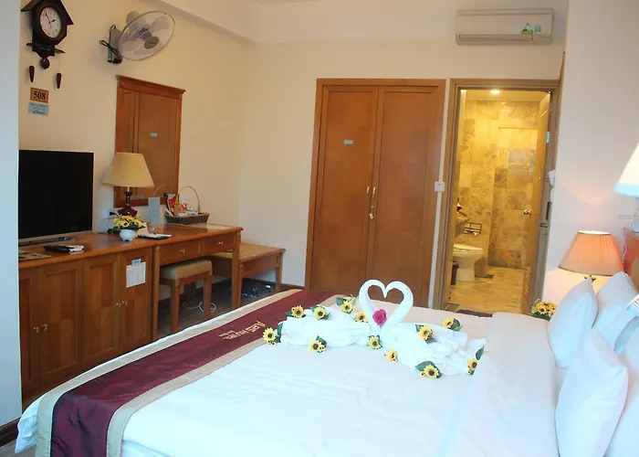 Khách sạn A25 - 221 Bạch Mai