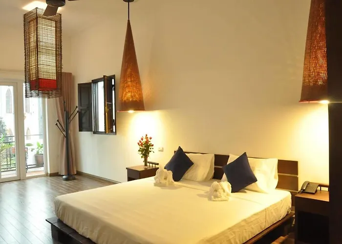 Cinnamon Cathedral Hotel