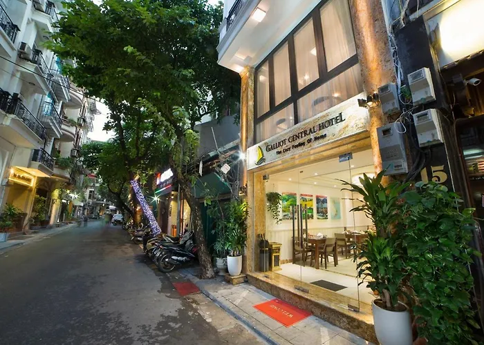Galliot Central Hotel
