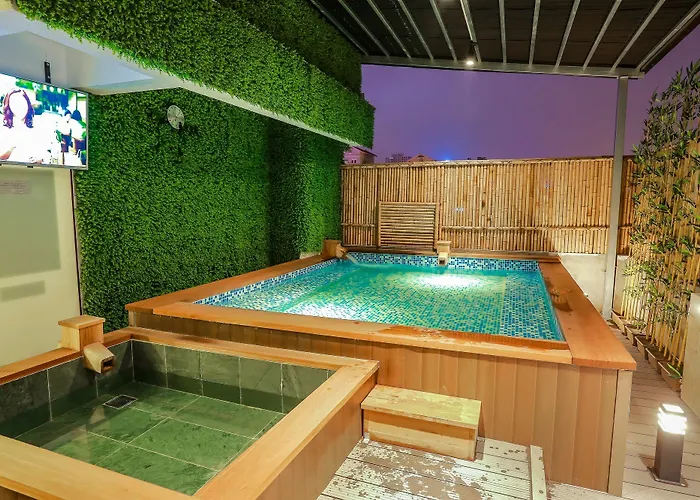 Momizi Business Hotel