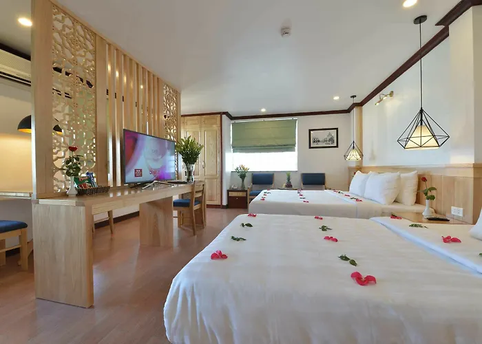 Blue Hanoi Inn Legend Hotel