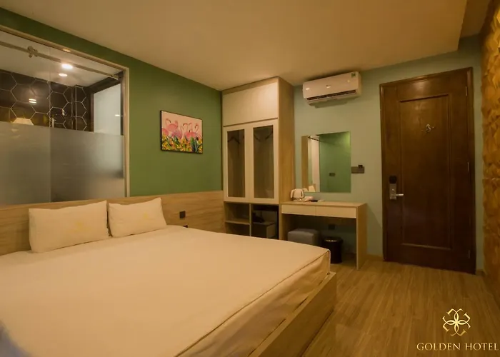Golden Hotel 2