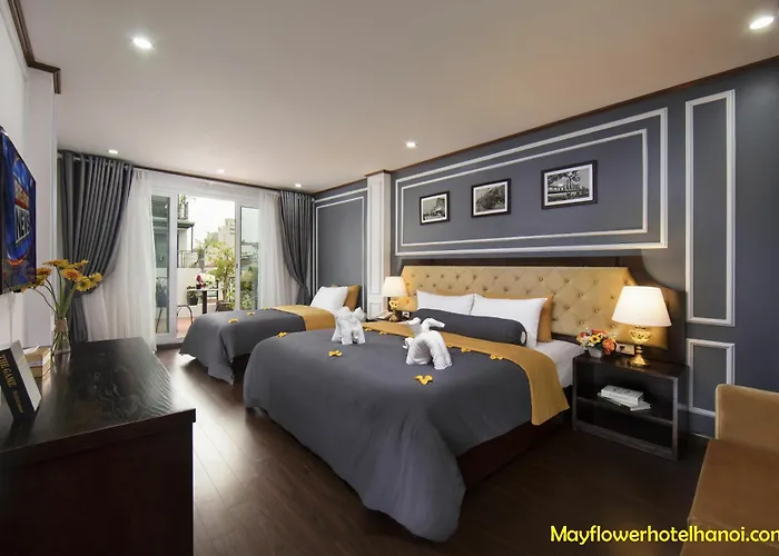 Mayflower Hotel- Central Old Quarter