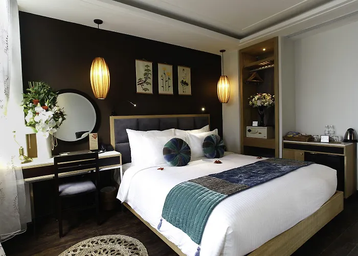 Essence Palace Hotel