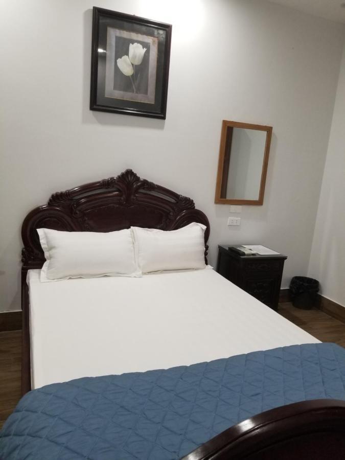 Tien Minh 113 Le Thanh Nghi 3* Hanoi
