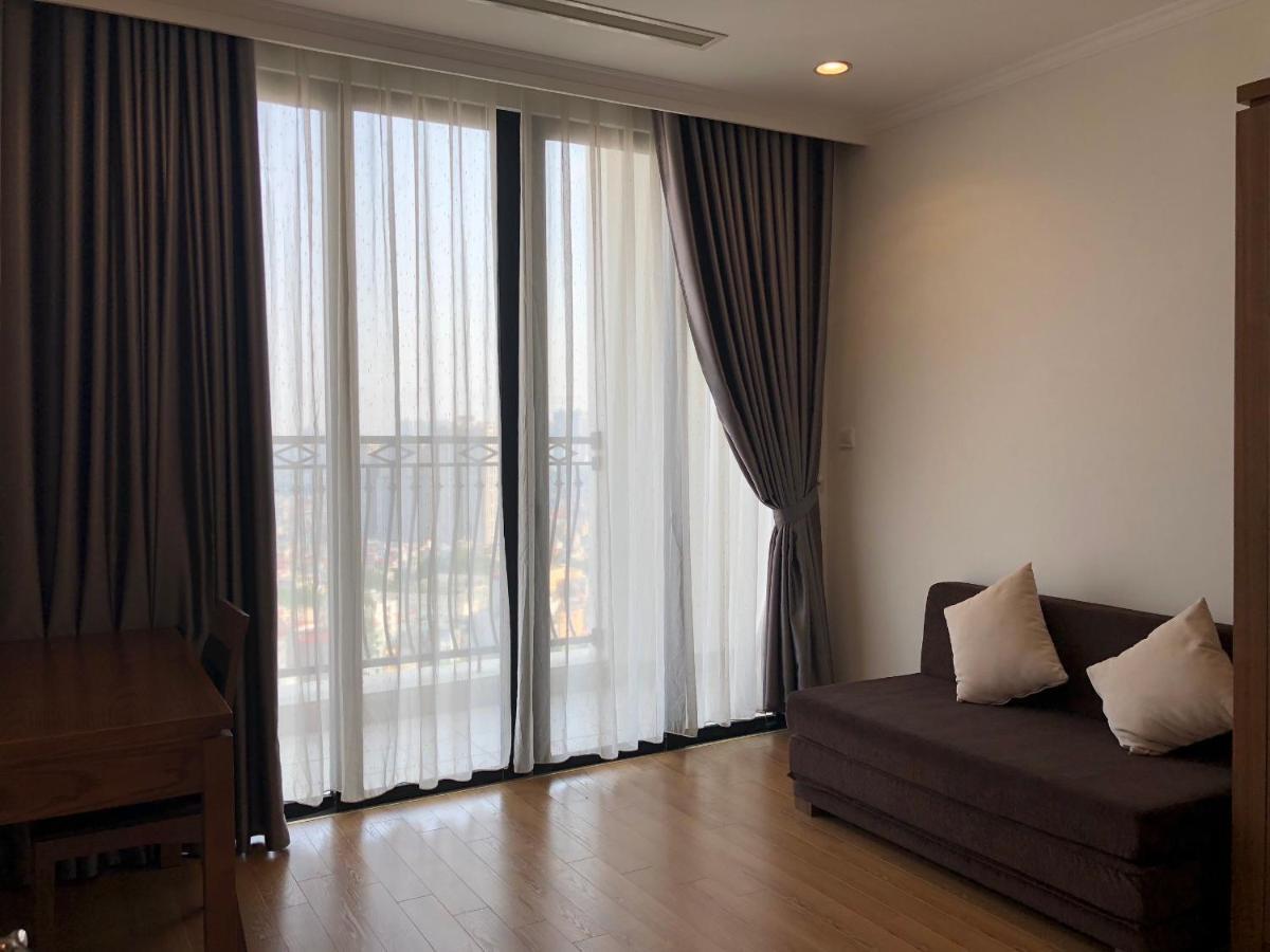 Vinhomes Royal 3 Br Căn hộ *