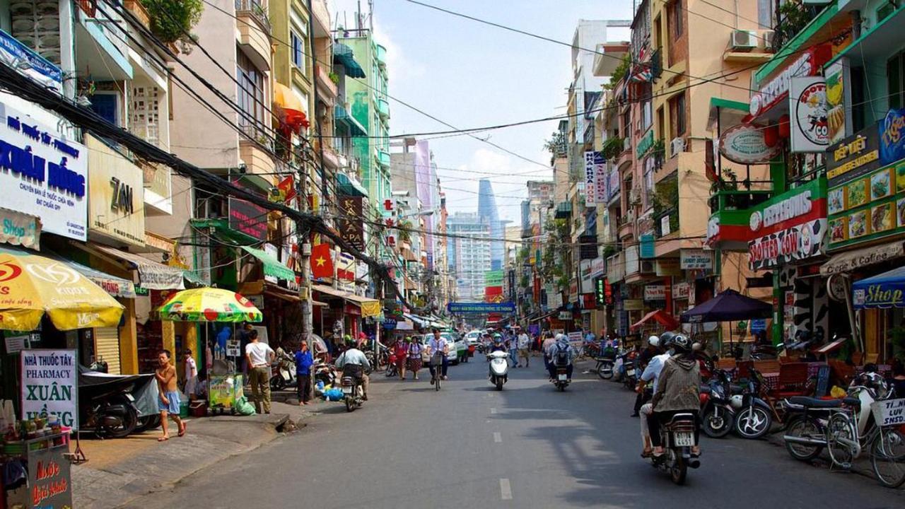 Hotel Galaxy & - 12 Ngo 80 Tran Duy Hung Hanoi