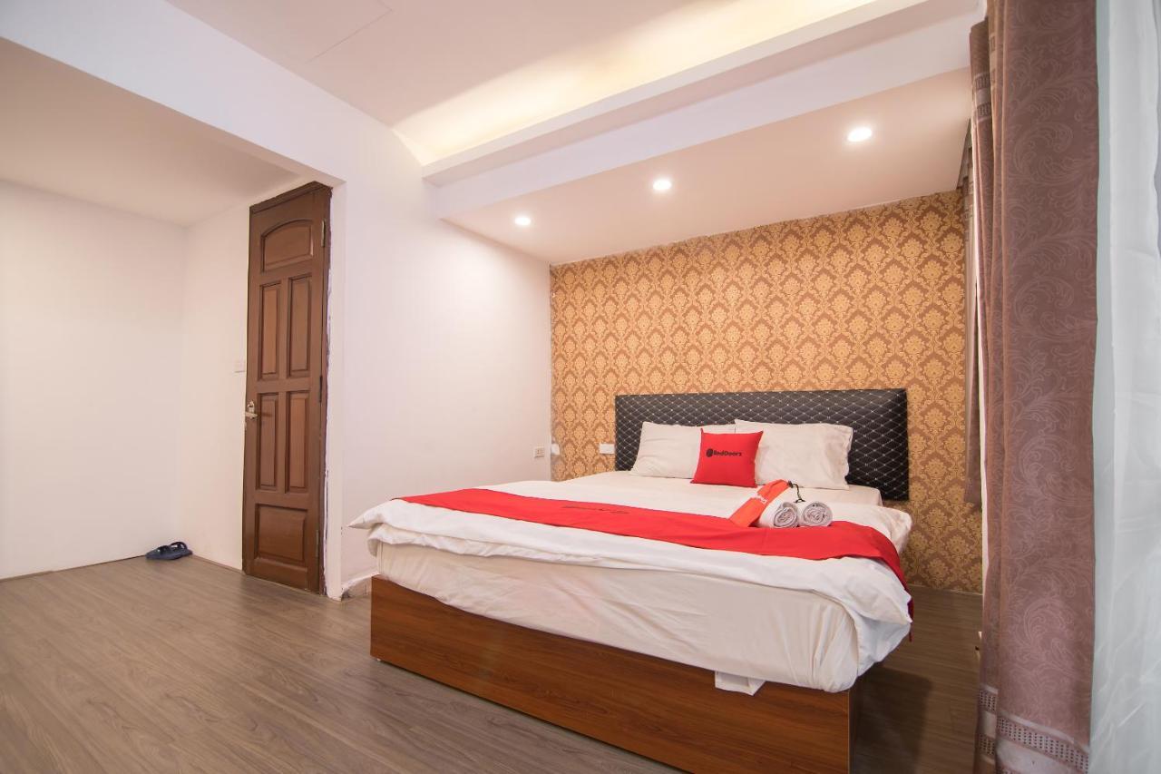 Reddoorz Near Nha Tho Street Hotel Hanoi