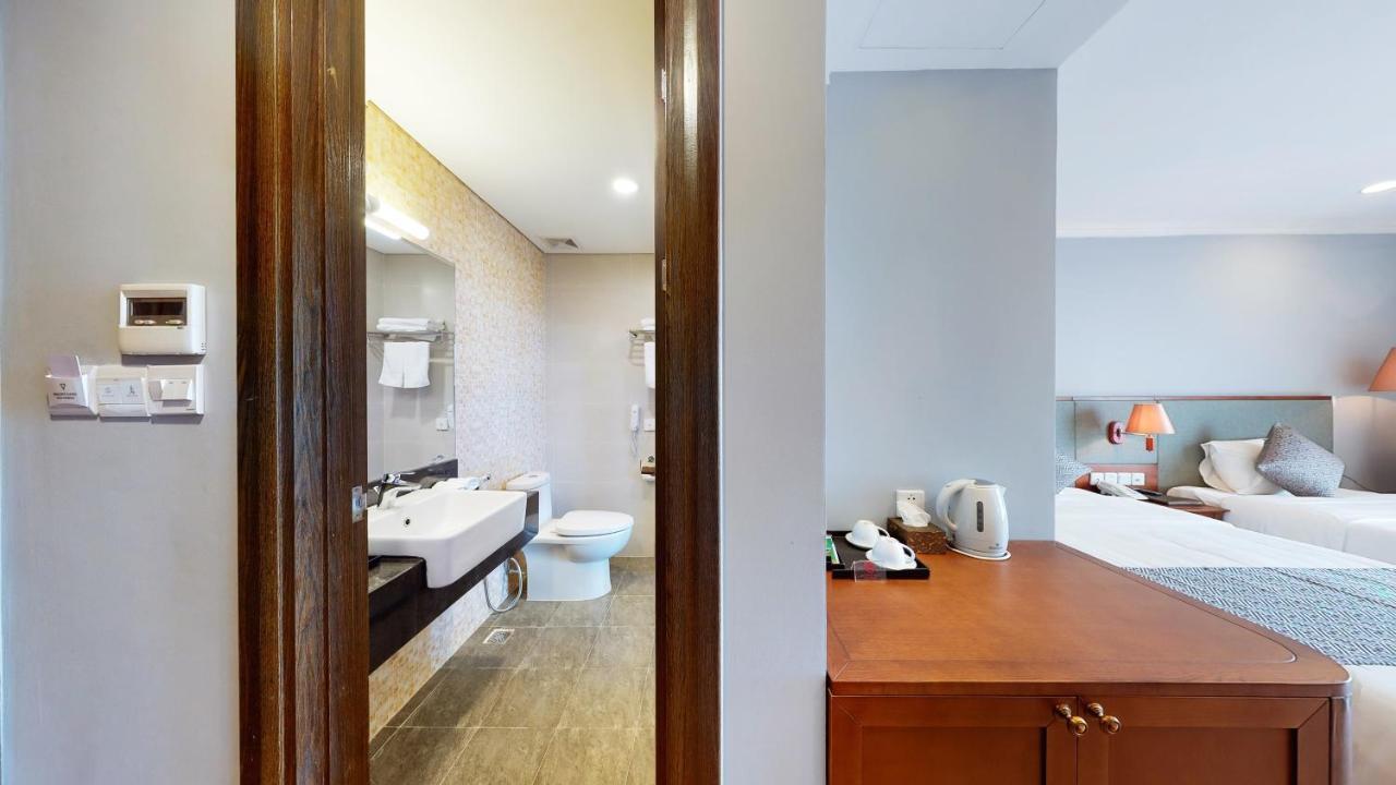 Khách sạn Cau Giay Hotel - By Bay Luxury
