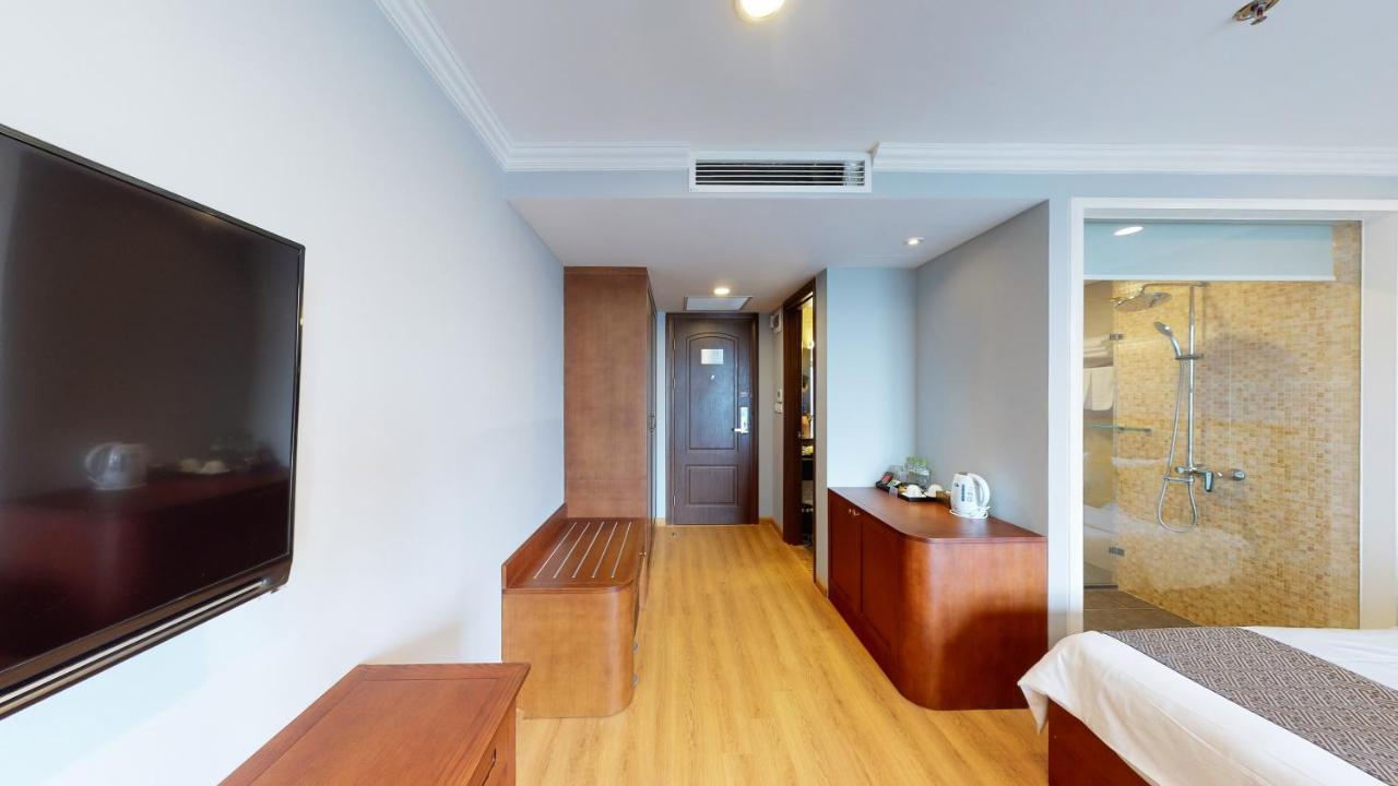 Cau Giay Hotel - By Bay Luxury