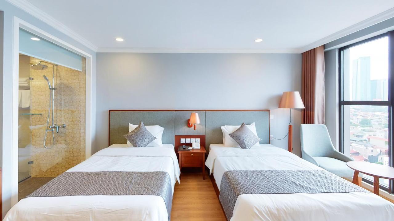 Cau Giay Hotel - By Bay Luxury 3*