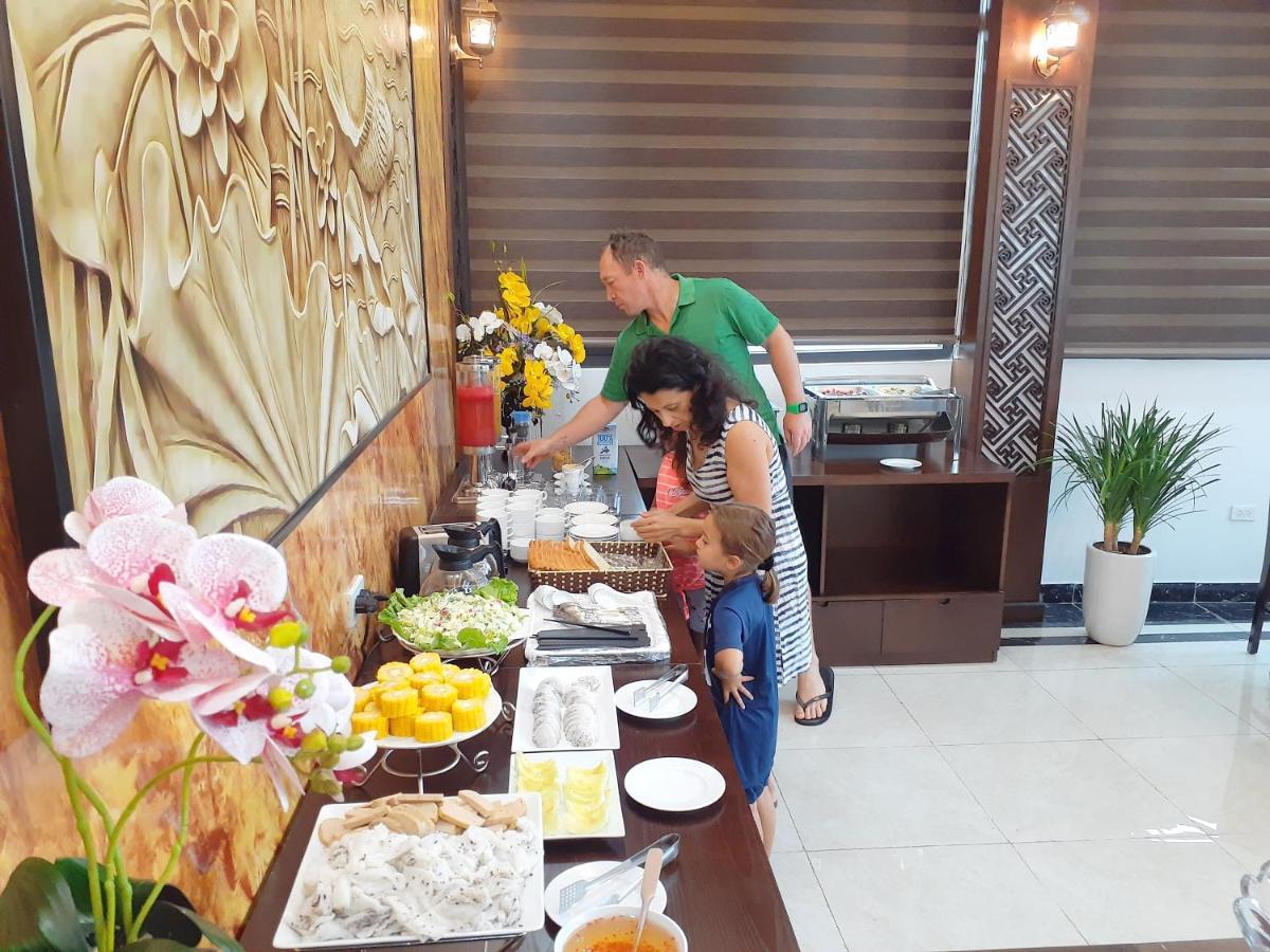 T&m Luxury Hotel