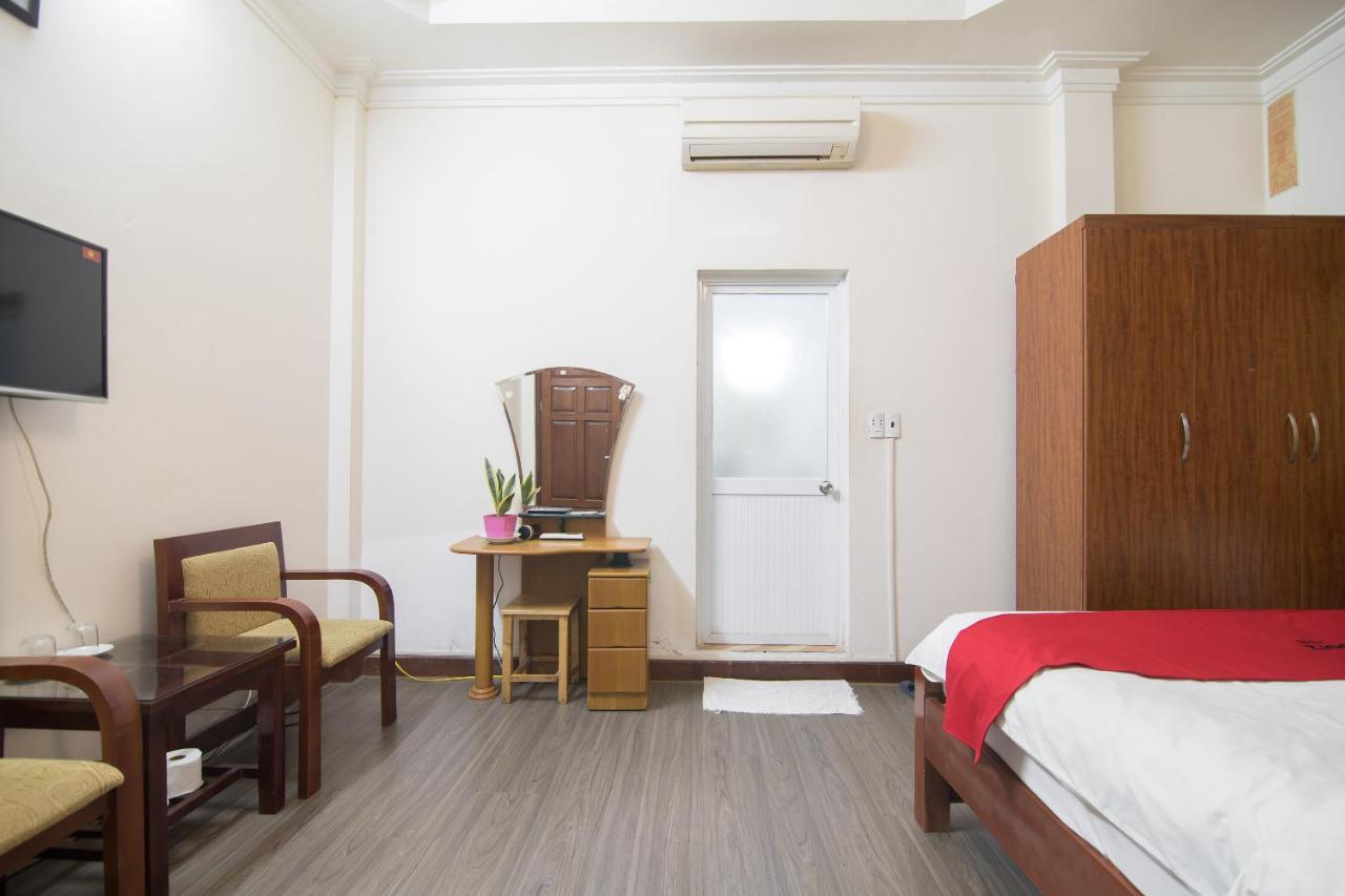 Hotel Reddoorz Near Nha Tho Street