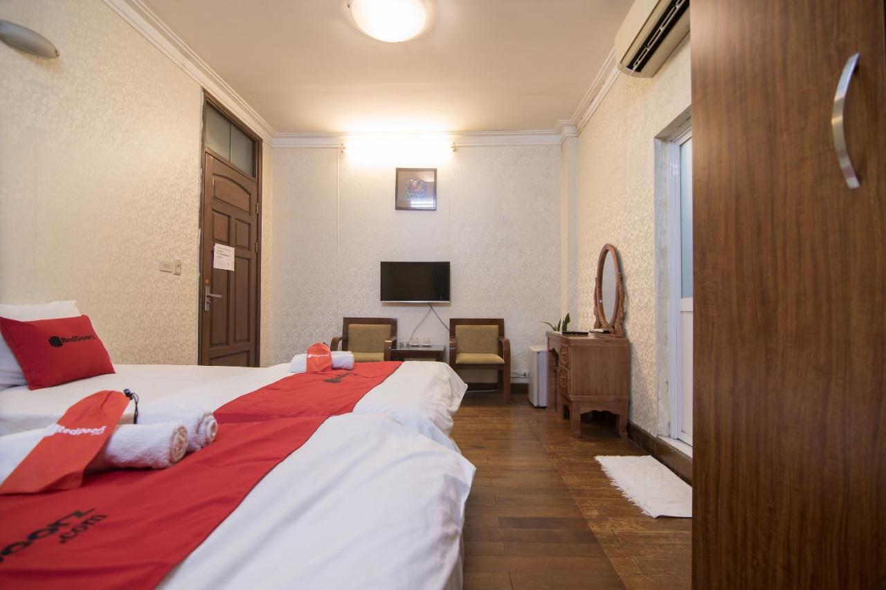 Reddoorz Near Nha Tho Street Hanoi