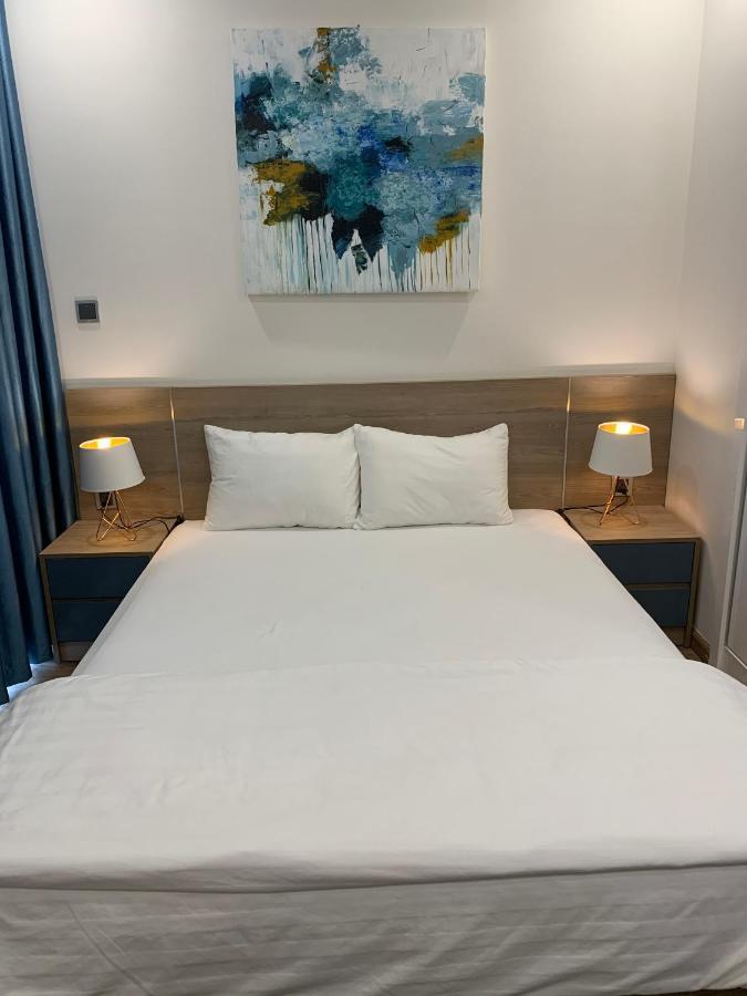 A Cosy In Vinhomes Bay Ha Noi *