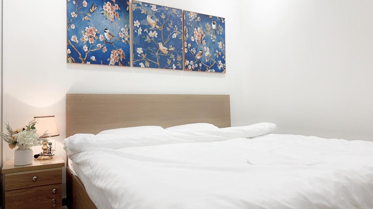 Bom Homes- Vinhomes Times City- Service Apartment *