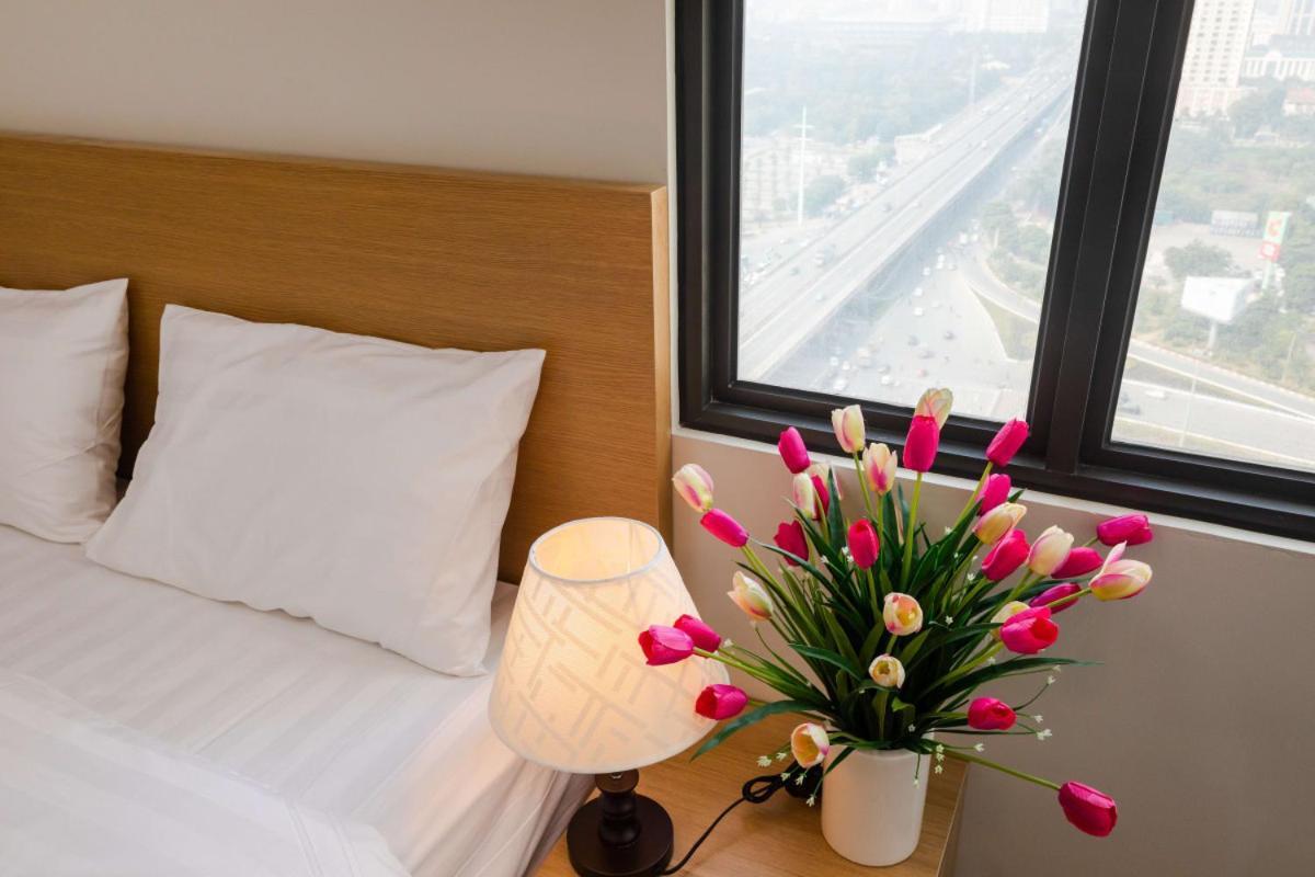 Apartment Bom Homes- Vinhomes D'capital- Service *
