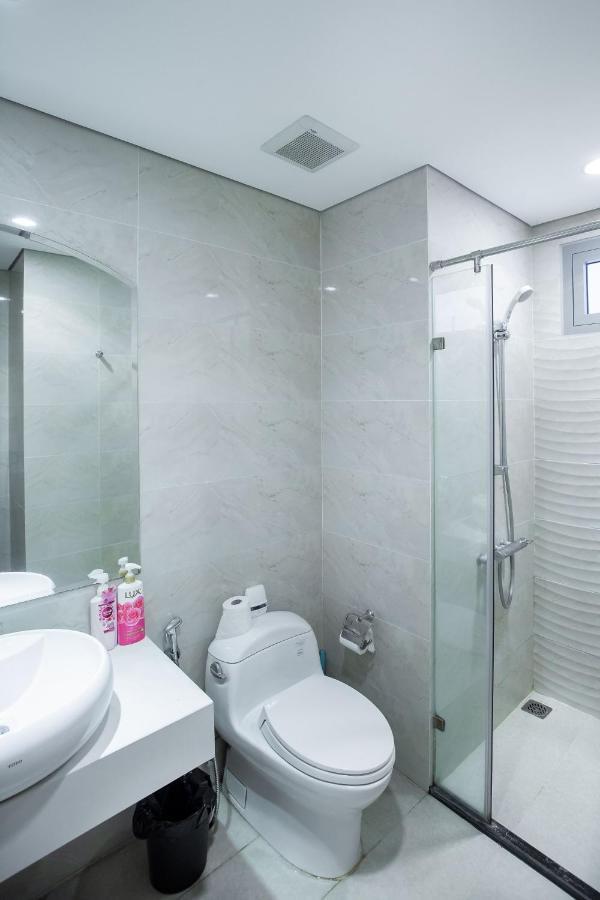Times Apartment *