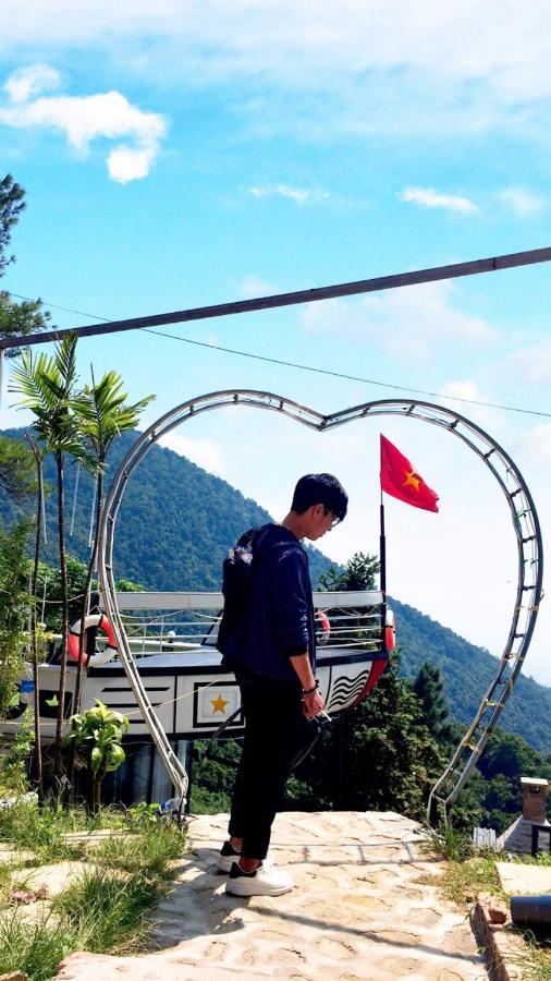 Du Thuyen Tam Dao *