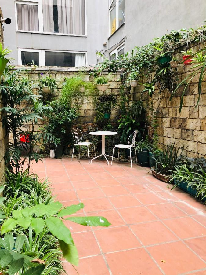 Căn hộ A Little House 85 Ve Ho