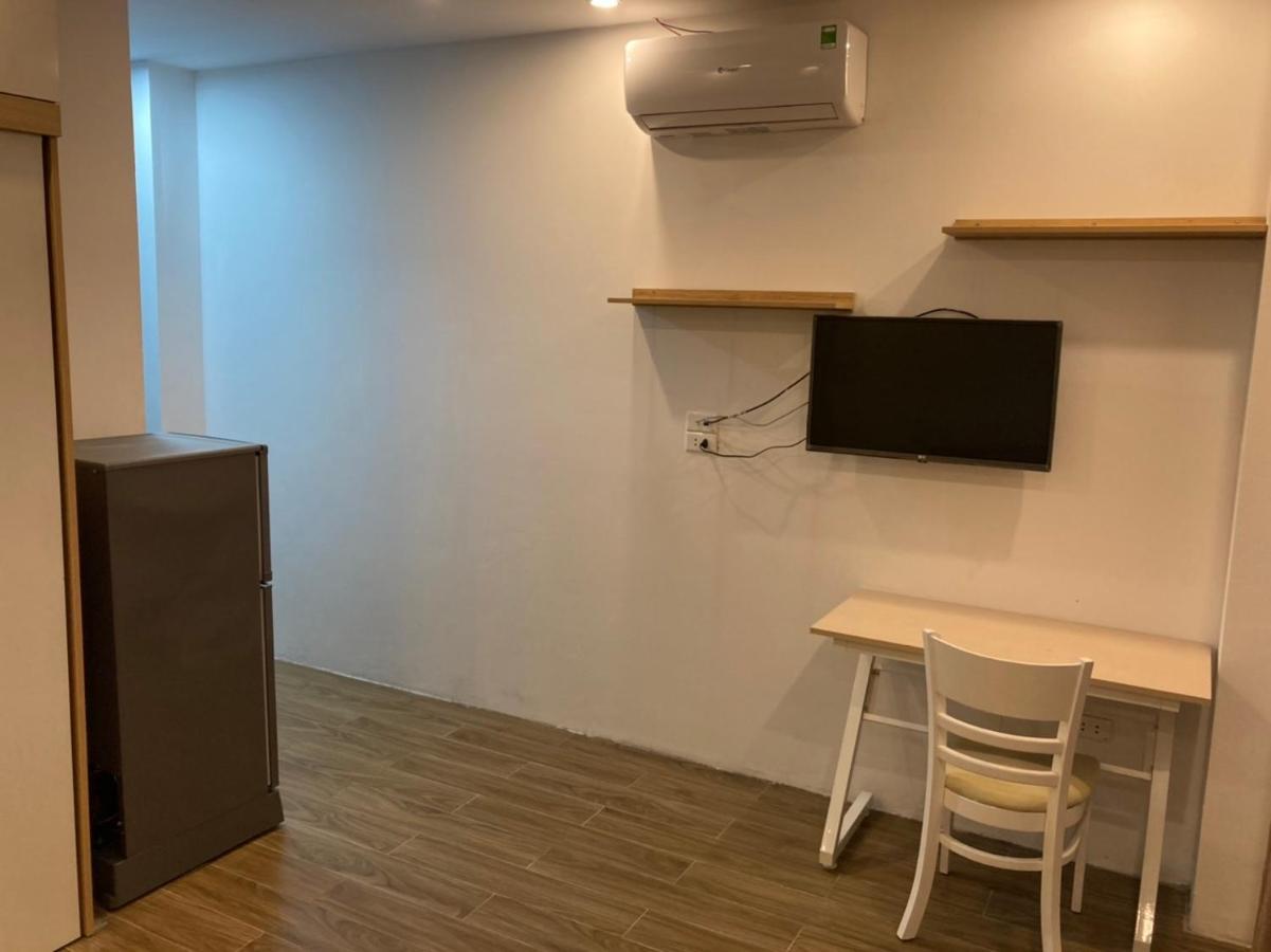Love hotel N&d Happy House 2 - Phong Tieu Chuan Khach San, Bep Nau Va Nha Ve Sinh Trong Khuon Vien Hanoi