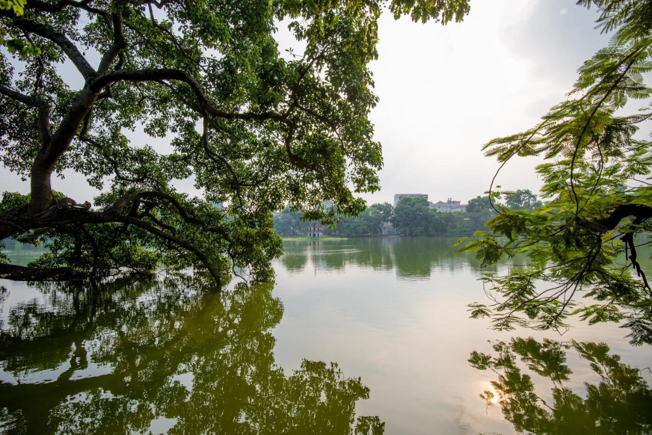 22housing & 81 Linh Lang * Hanoi