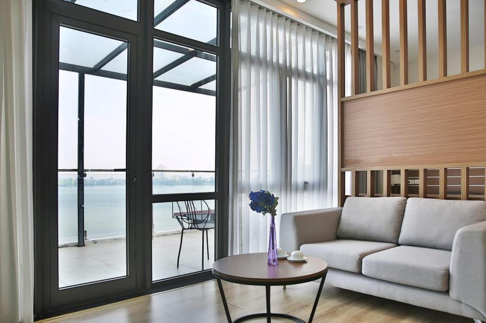 Lotus West Aparthotel