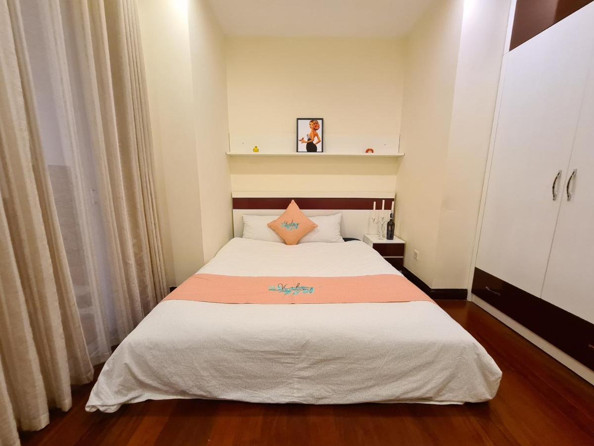Royal Apartment *