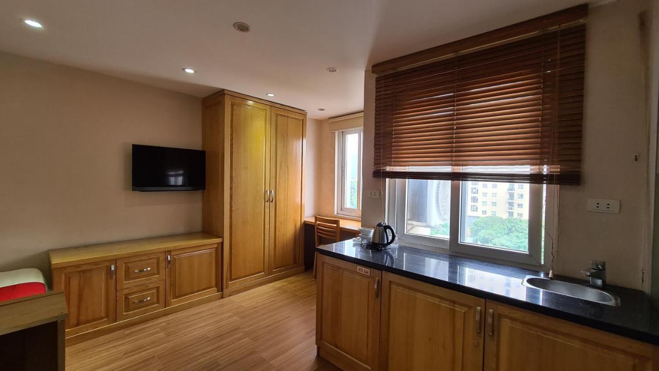 Reddoorz Newstyle House Nguyen Ngoc Vu Hanoi
