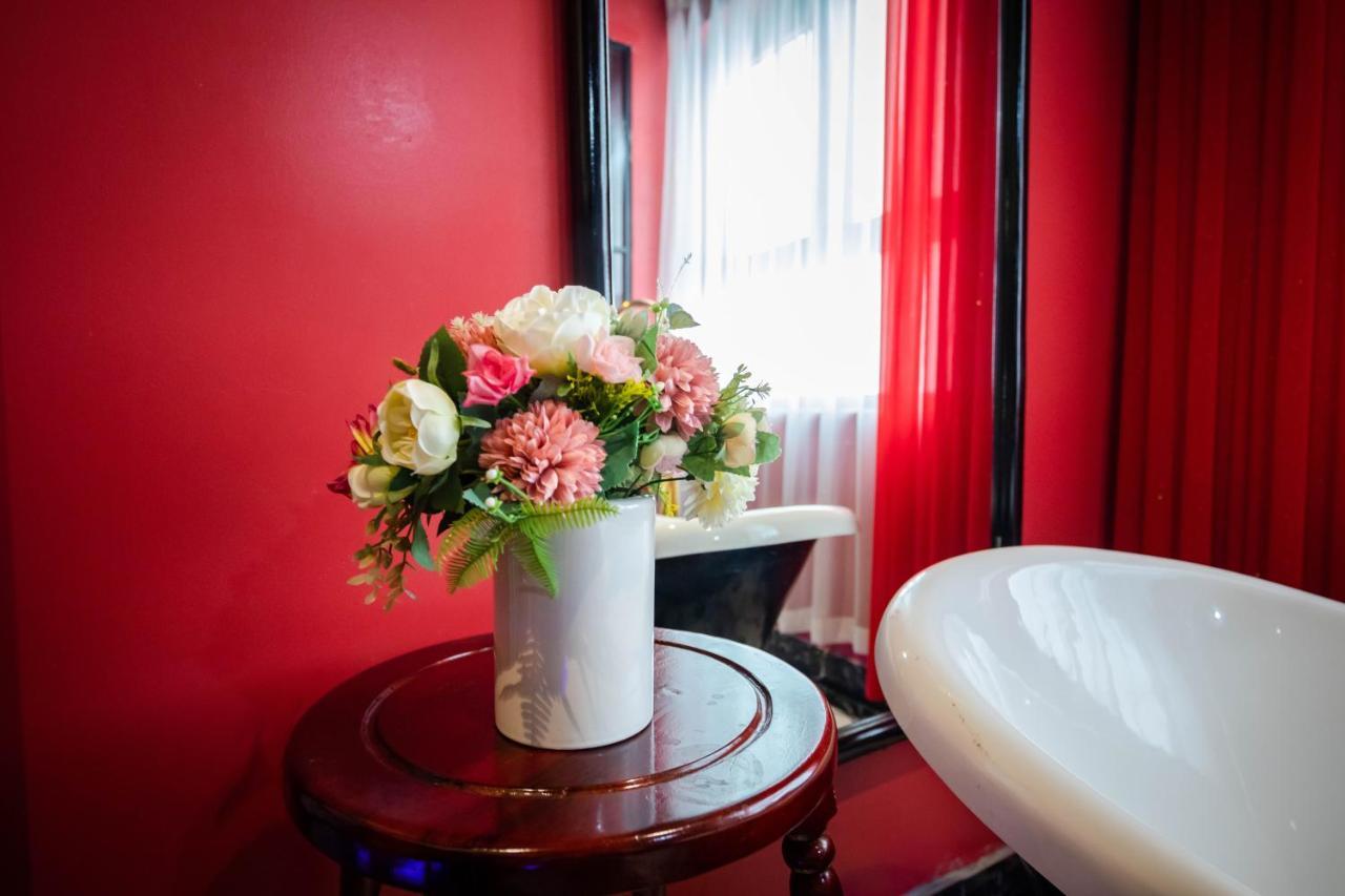 Zen Shunga Hotel 3*