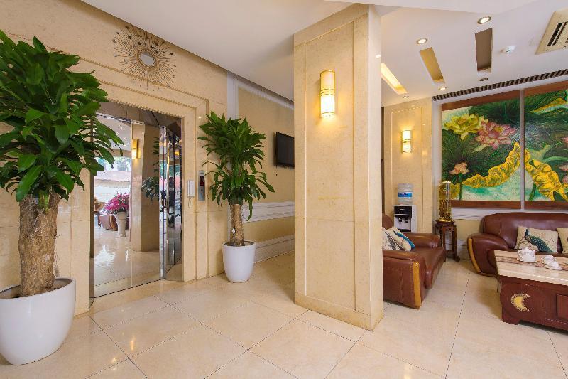 Oyo 155 Esalen 3* Hanoi