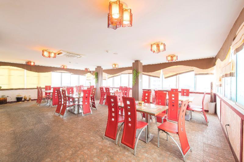 Oyo 155 Esalen 3* Hanoi