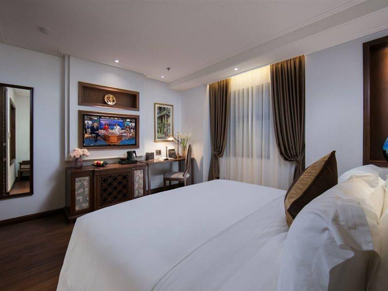 The Q 4* Hanoi