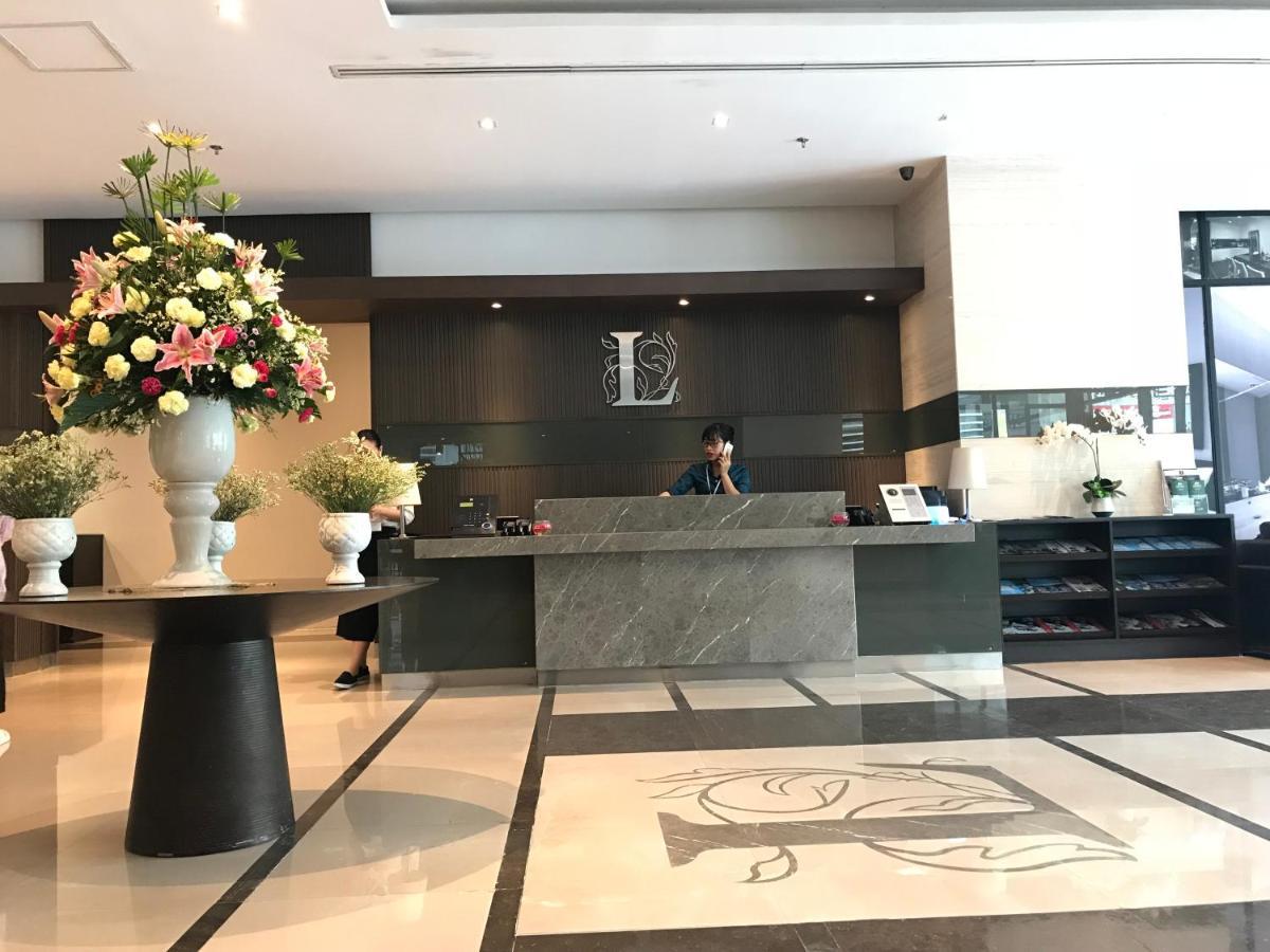 Shendo - Lancaster Apartment *