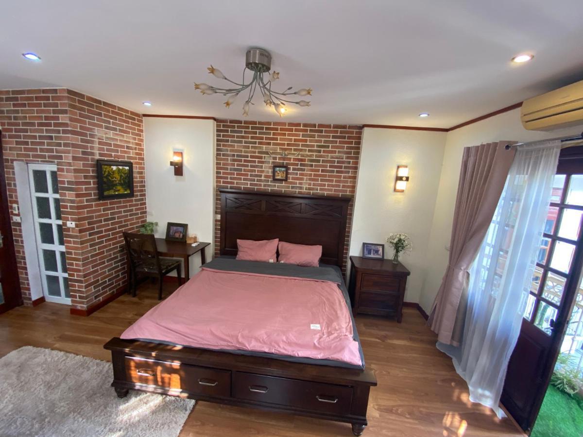 Homestay Yoho De *