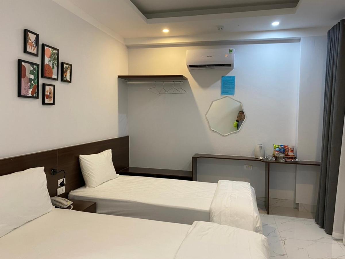 Holiday Hotel Hotel