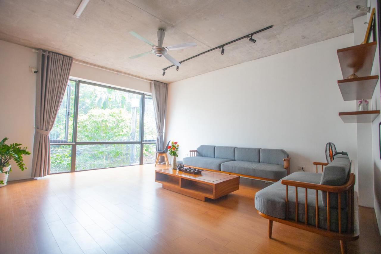 Crin House Tay Ho Homestay