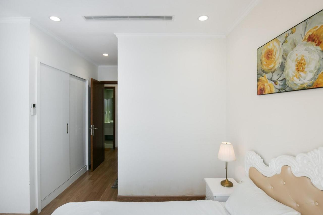 Bom Homes- Vinhomes Timescity- 2br- Service
