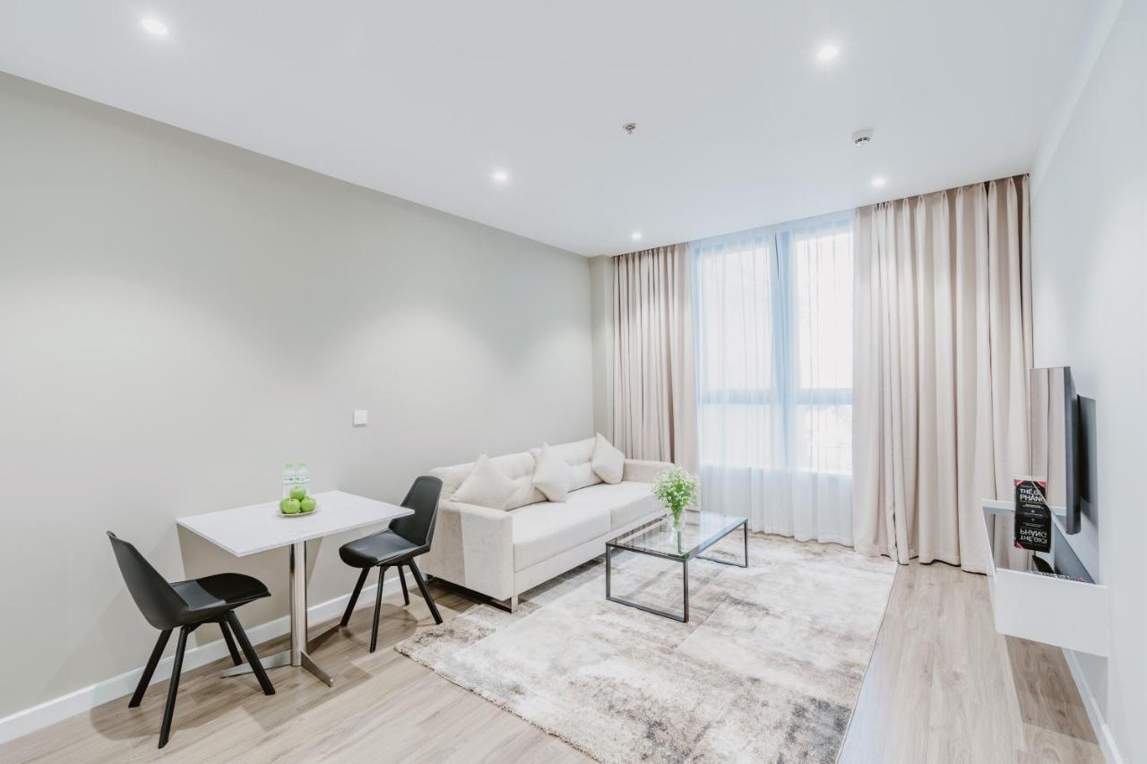 Lexington Westlake Apartment