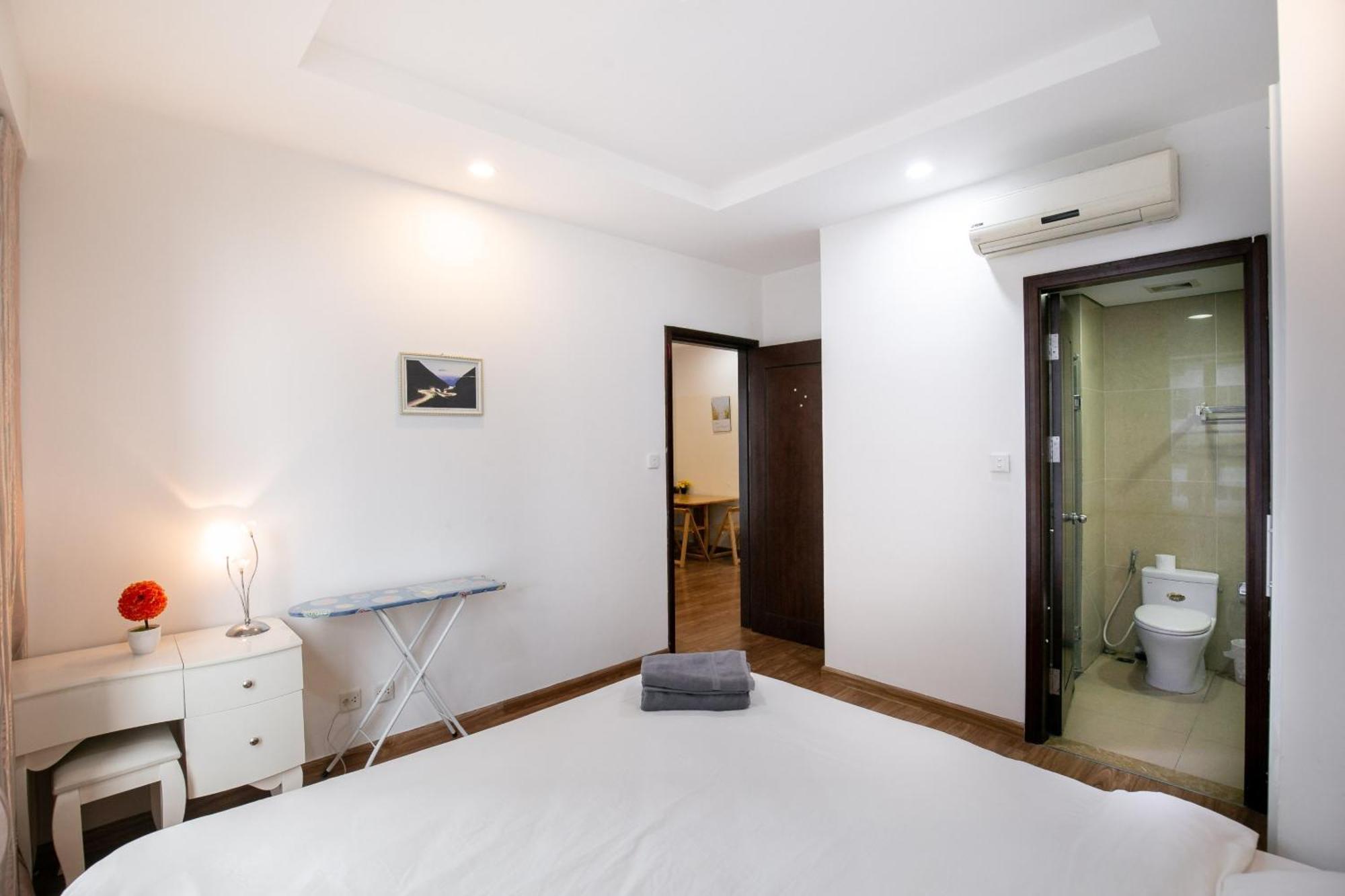 Bom Homes- Vinhomes Times City- 2br-luxury Apartment Hanoi