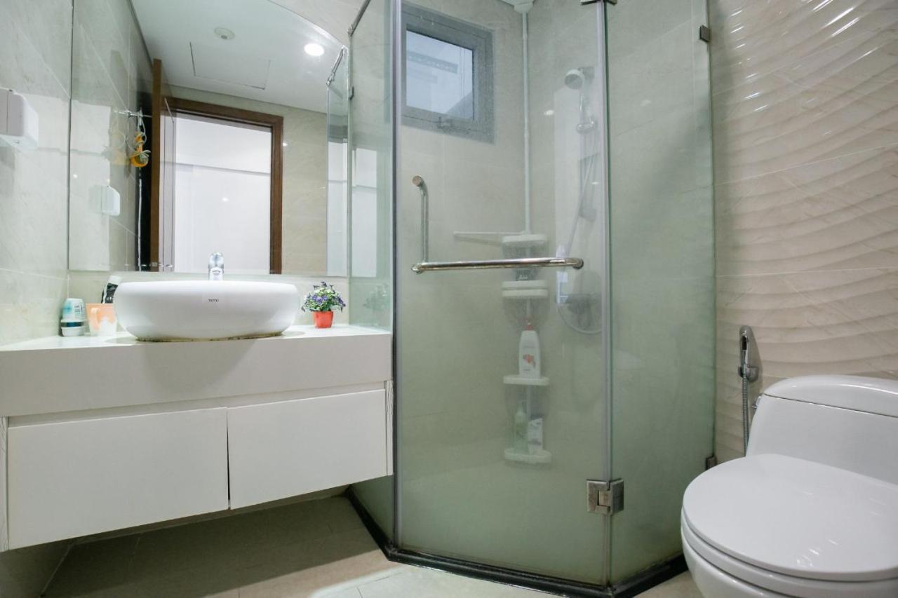Apartment Bom Homes- Vinhomes Times City- Service