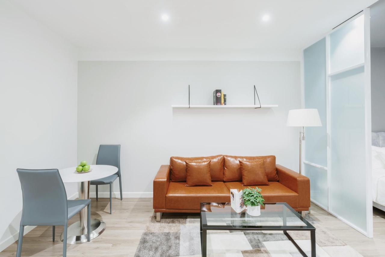Lexington Westlake Apartment