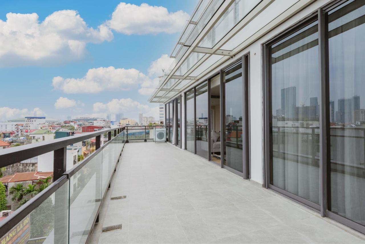 Lexington Westlake Apartment *