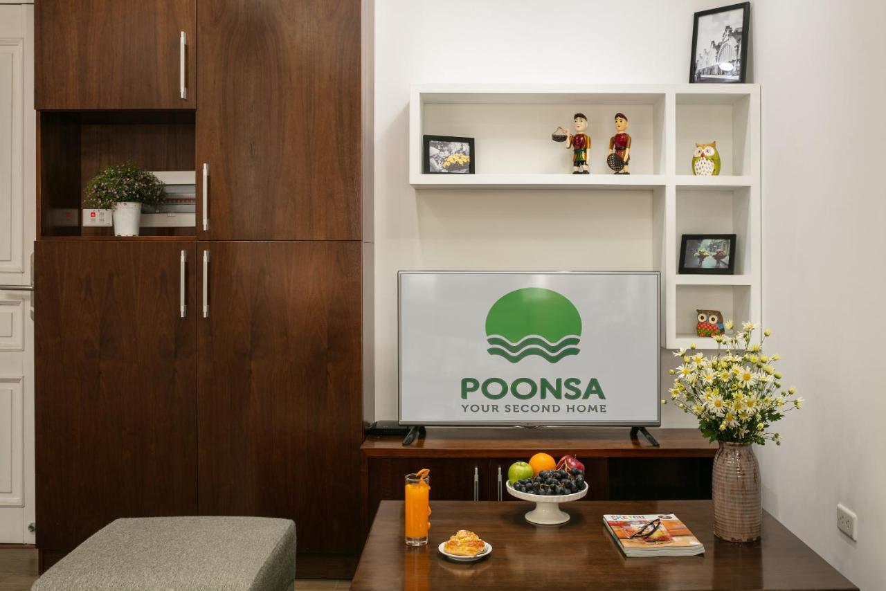 Poonsa - The Ordinary Living * Hanoi