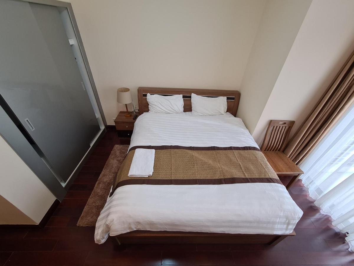 Royal Apartment *