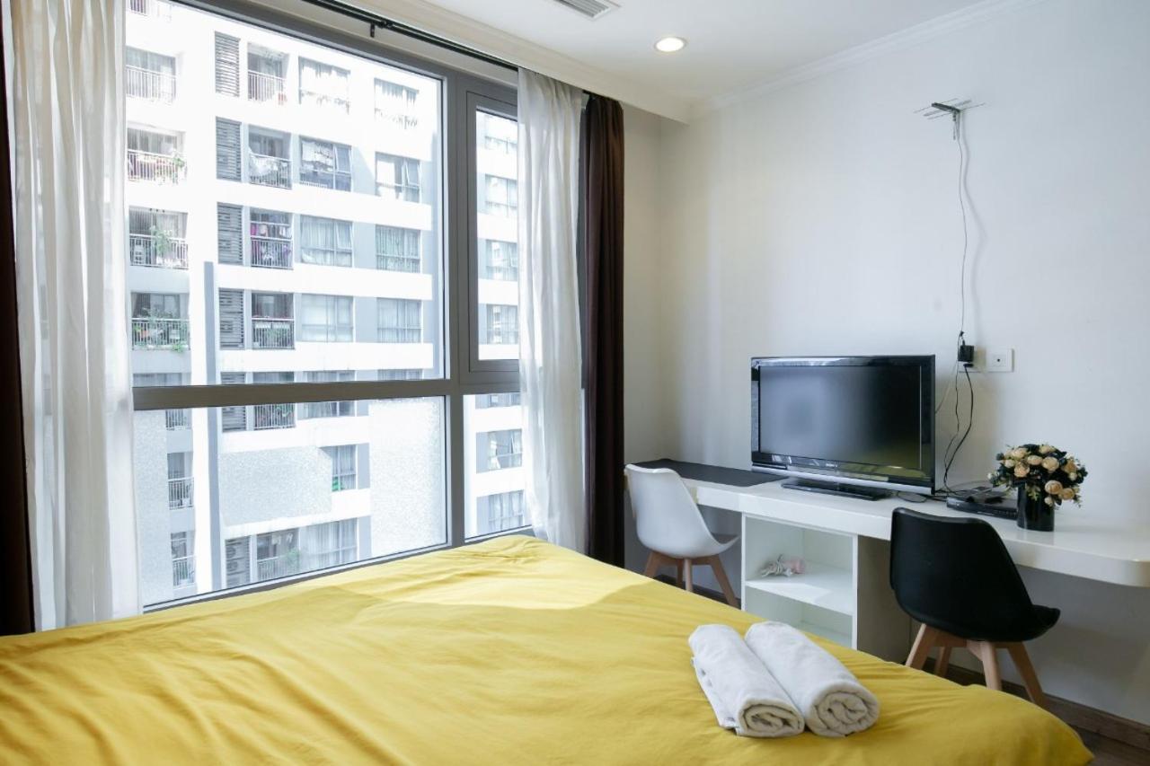 Apartment Bom Homes- Vinhomes Times City- Service