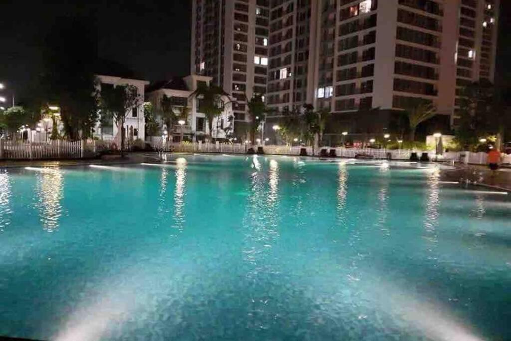 2 Bedrooms In Luxury @vinhomes Bay Ha Noi. Apartment *