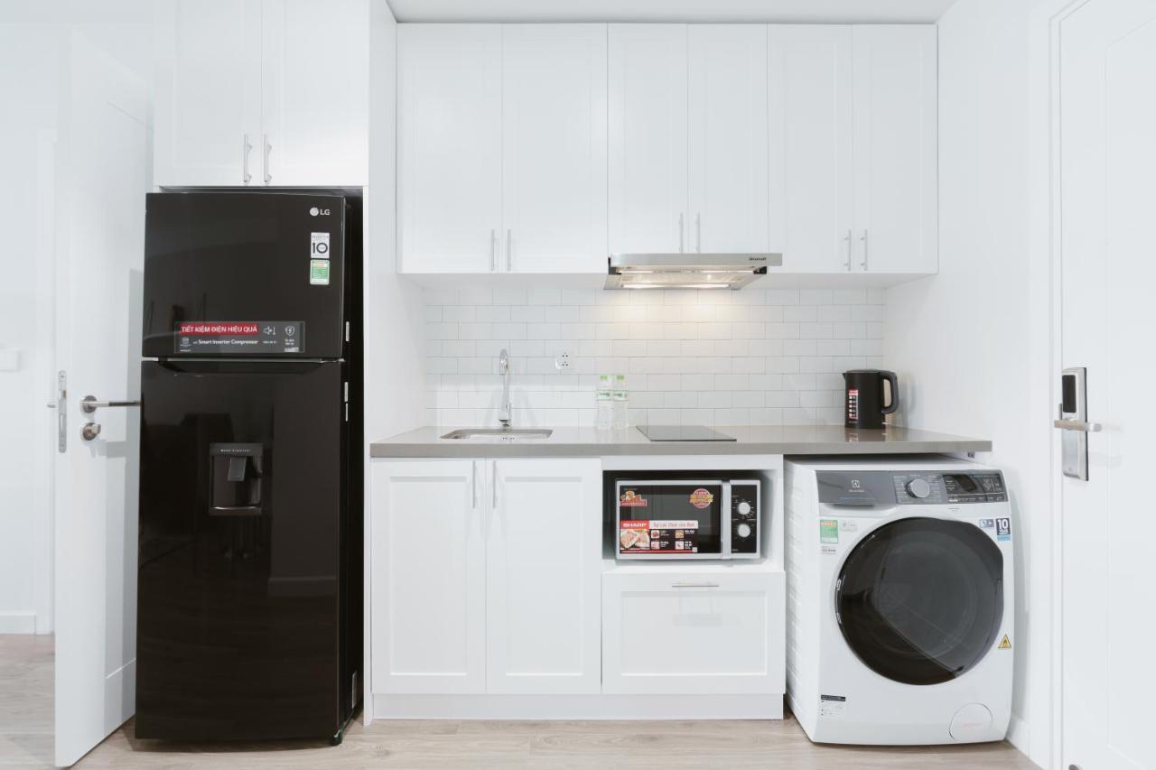 Lexington Westlake Apartment *